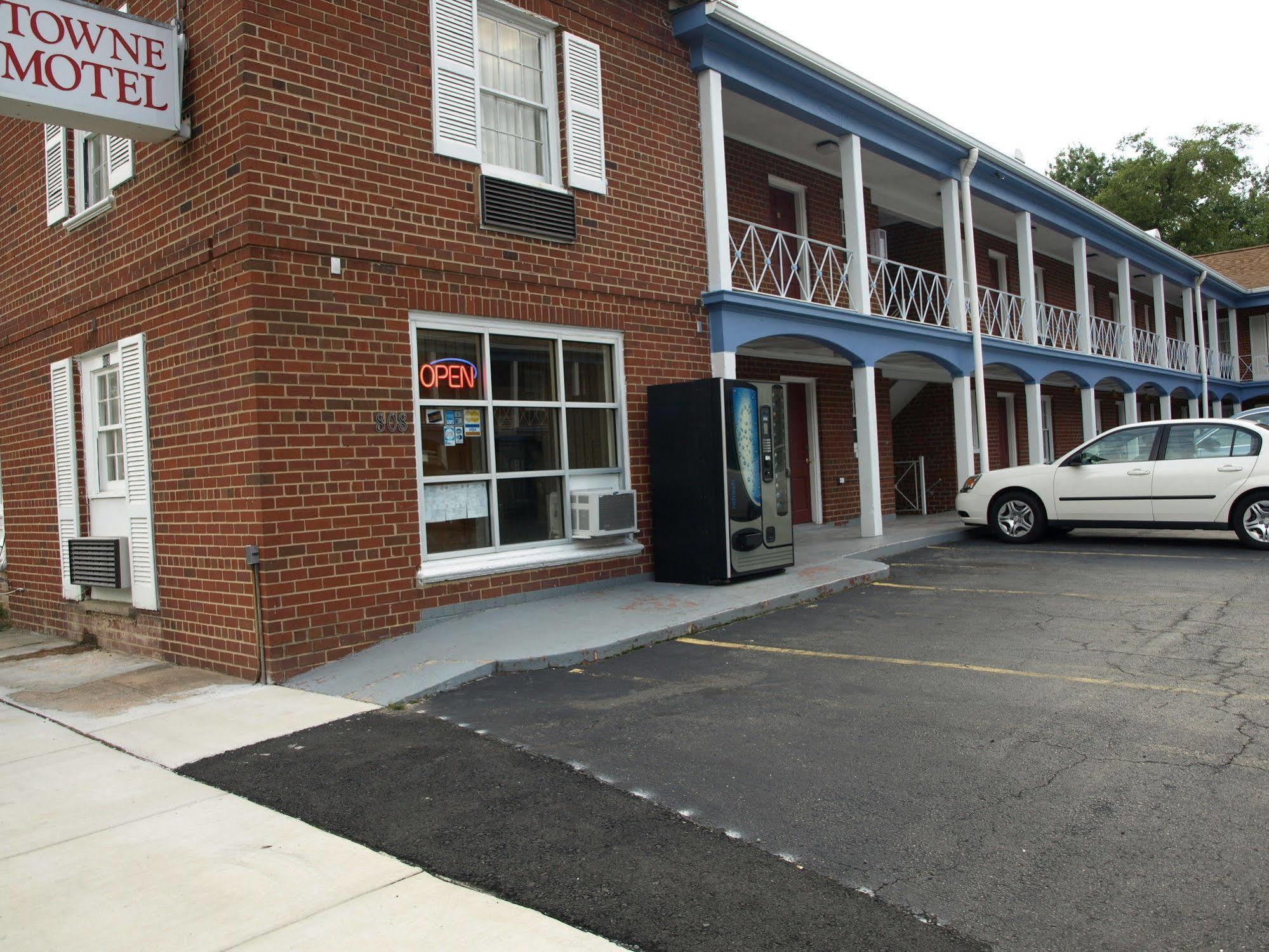 Towne Motel Alexandria Exterior foto